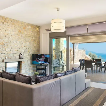 Kivis Villa